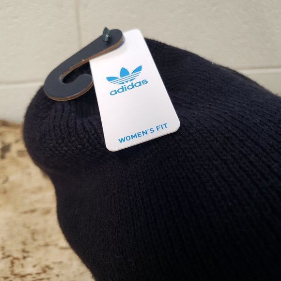 Women’s Fit Adidas CW Trefoil Beanie Cap ~ Black with Logo - Picture 2 of 5